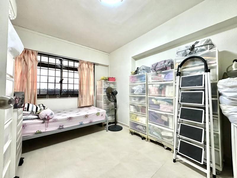 122 Lorong 2 Toa Payoh, 122 Lorong 2 Toa Payoh, Balestier / Toa Payoh, 3 Bedrooms, 1,076 sqft, HDB Flat For Sale, by Brandon Zheng 郑祺宝, 500264570 - Bedroom - PropertyGuru.com.sg