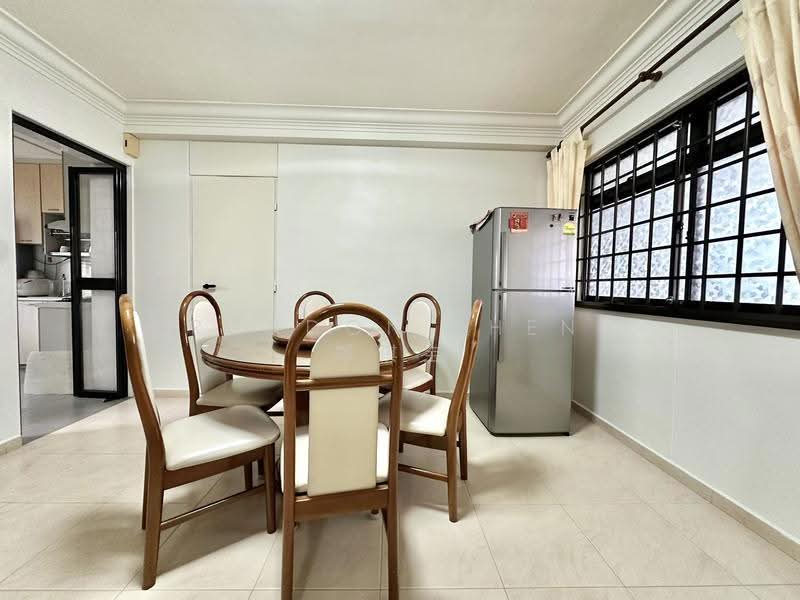 122 Lorong 2 Toa Payoh, 122 Lorong 2 Toa Payoh, Balestier / Toa Payoh, 3 Bedrooms, 1,076 sqft, HDB Flat For Sale, by Brandon Zheng 郑祺宝, 500264570 - Dining Room - PropertyGuru.com.sg