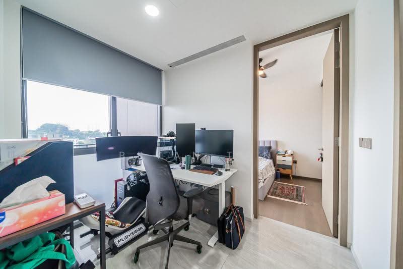 Leedon Green, 34 Leedon Heights, Tanglin / Holland / Bukit Timah, 1 Bedroom, 581 sqft, Condominium For Sale, by Bryan Tan, 500264573 - Study - PropertyGuru.com.sg