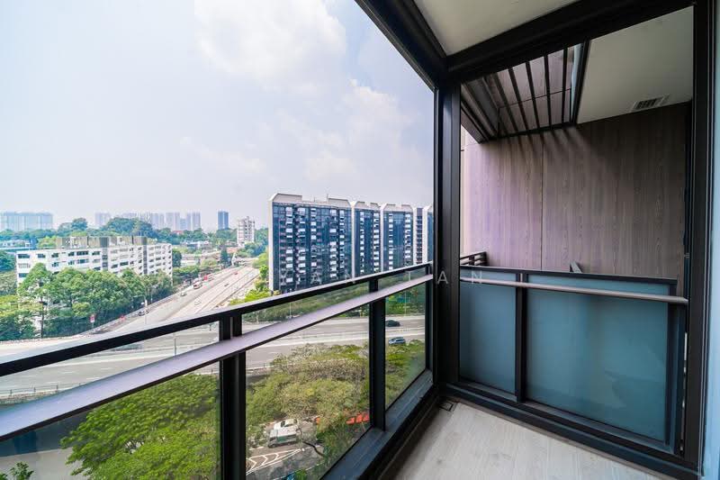 Leedon Green, 34 Leedon Heights, Tanglin / Holland / Bukit Timah, 1 Bedroom, 581 sqft, Condominium For Sale, by Bryan Tan, 500264573 - Balcony - PropertyGuru.com.sg