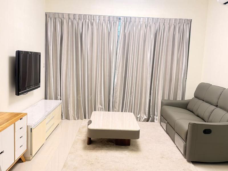 Optima @ Tanah Merah, 86 Tanah Merah Kechil Avenue, Bedok / Upper East Coast, 2 Bedrooms, 1,001 sqft, Apartment For Rent, by Aloysius Ng, 500264575 - Living Room - PropertyGuru.com.sg