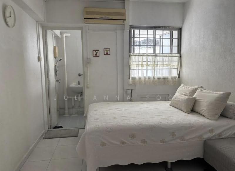 702 Bedok Reservoir Road, 702 Bedok Reservoir Road, Bedok / Upper East Coast, Room Rental, 250 sqft, HDB Flat For Rent, by Julianna Foo, 500264581 - Bedroom - PropertyGuru.com.sg