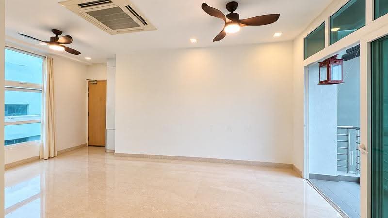Eden Crest, 14 Eden Grove, Hougang / Punggol / Sengkang, 3 Bedrooms, 969 sqft, Condominium For Rent, by Dewi Tan, 500264589 - Living Room - PropertyGuru.com.sg