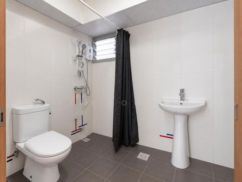 105A Bidadari Park Drive, 105A Bidadari Park Drive, Macpherson / Potong Pasir, 3 Bedrooms, 990 sqft, HDB Flat For Rent, by Casey Koo 古家进, 500264590 - Bathroom - PropertyGuru.com.sg