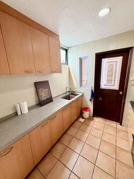 Jervois Jade, 21 Jervois Close, Tanglin / Holland / Bukit Timah, 3 Bedrooms, 1,496 sqft, Apartment For Sale, by Alvin Chua, 500264594 - Kitchen - PropertyGuru.com.sg
