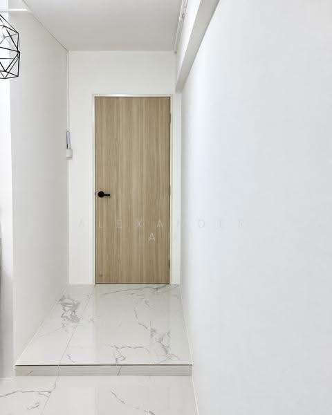 405 Woodlands Street 41, 405 Woodlands Street 41, Admiralty / Woodlands, 4 Bedrooms, 1,700 sqft, HDB Flat For Rent, by Alexander Au, 500264595 - Entrance - PropertyGuru.com.sg