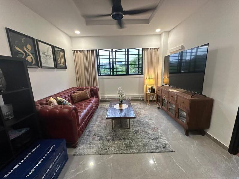 948 Jurong West Street 91, 948 Jurong West Street 91, Boon Lay / Jurong / Tuas, 4 Bedrooms, 1,313 sqft, HDB Flat For Rent, by Seri Fatmawati Binte Hambali, 500264598 - Living Room - PropertyGuru.com.sg