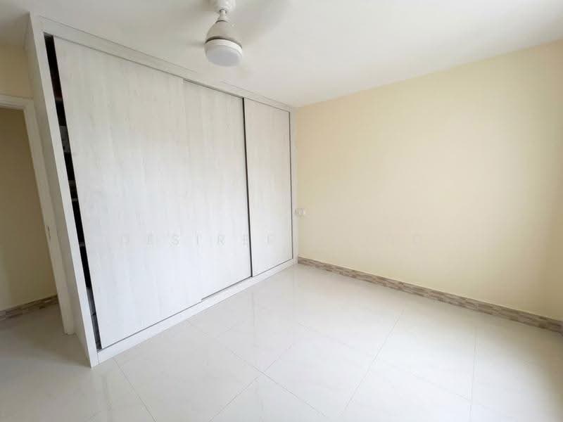 149 Bishan Street 11, 149 Bishan Street 11, Ang Mo Kio / Bishan / Thomson, 3 Bedrooms, 904 sqft, HDB Flat For Rent, by Desiree Leung, 500264600 - Master bedroom - PropertyGuru.com.sg