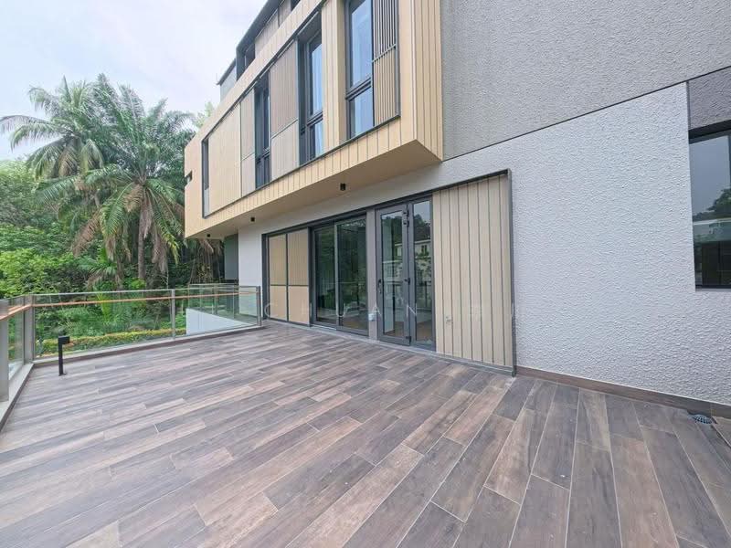 Villas @ Greenbank Park, 50 Greenbank Park, Clementi Park / Upper Bukit Timah, 5 Bedrooms, 5,436 sqft, Semi-Detached House For Sale, by Li Chuan 李川, 500264608 - Exterior - PropertyGuru.com.sg