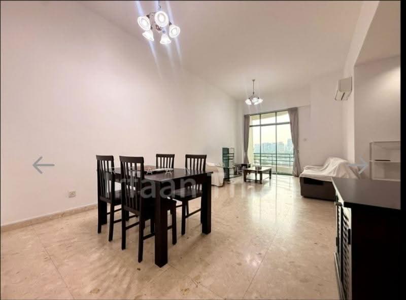 Tanglin Regency, 381 Tanglin Road, Tanglin / Holland / Bukit Timah, 2 Bedrooms, 883 sqft, Condominium For Rent, by Irfaan Thian, 500264612 - PropertyGuru.com.sg