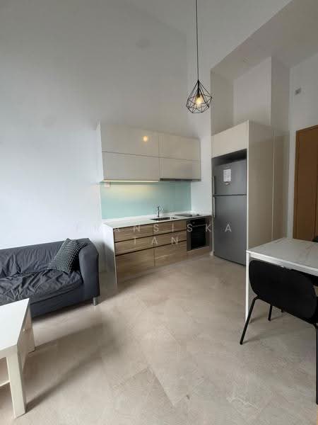 Alex Residences, 28 Alexandra View, Alexandra / Commonwealth, 1 Bedroom, 474 sqft, Apartment For Sale, by Fransiska Tan, 500264617 - Kitchen - PropertyGuru.com.sg