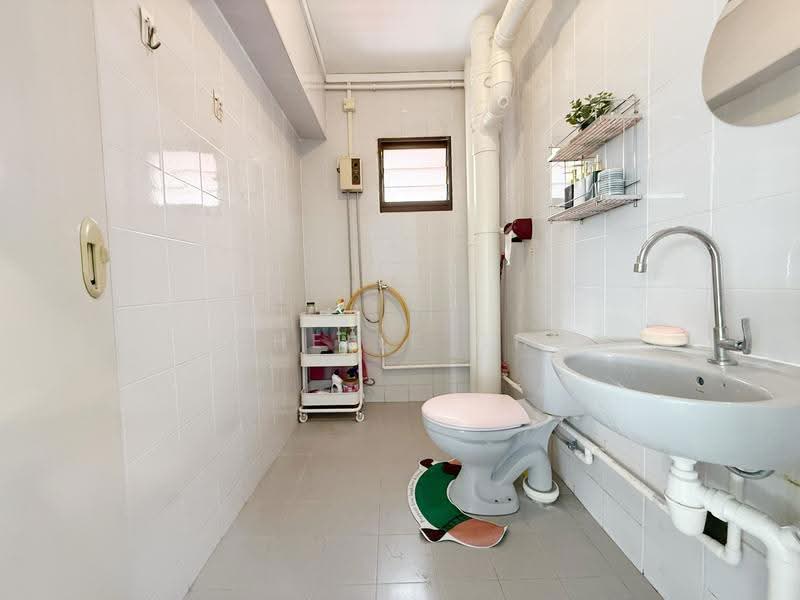 485B Choa Chu Kang Avenue 5, 485B Choa Chu Kang Avenue 5, Dairy Farm / Bukit Panjang / Choa Chu Kang, 3 Bedrooms, 1,302 sqft, HDB Flat For Sale, by Richelle Chua, 500264621 - Bathroom - PropertyGuru.com.sg