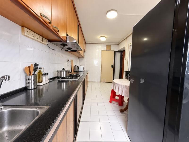 177 Lompang Road, 177 Lompang Road, Dairy Farm / Bukit Panjang / Choa Chu Kang, 3 Bedrooms, 1,184 sqft, HDB Flat For Sale, by Julia Yeo 杨舒慧, 500264623 - Kitchen - PropertyGuru.com.sg