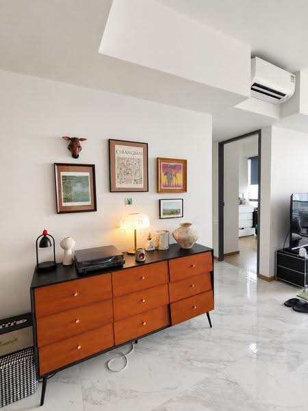 The Landmark, 173 Chin Swee Road, Alexandra / Commonwealth, 2 Bedrooms, 764 sqft, Condominium For Sale, by Lawrence Quek, 500264624 - Living Room - PropertyGuru.com.sg