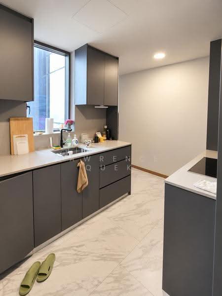 The Landmark, 173 Chin Swee Road, Alexandra / Commonwealth, 2 Bedrooms, 764 sqft, Condominium For Sale, by Lawrence Quek, 500264624 - Kitchen - PropertyGuru.com.sg