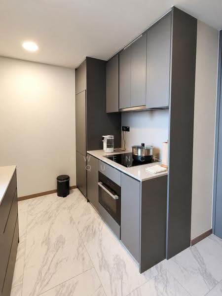 The Landmark, 173 Chin Swee Road, Alexandra / Commonwealth, 2 Bedrooms, 764 sqft, Condominium For Sale, by Lawrence Quek, 500264624 - Kitchen - PropertyGuru.com.sg