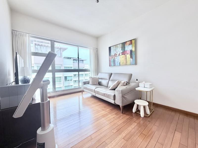 604B Punggol Road, 604B Punggol Road, Hougang / Punggol / Sengkang, 3 Bedrooms, 990 sqft, HDB Flat For Sale, by Baven Tan, 500264628 - Living Room - PropertyGuru.com.sg