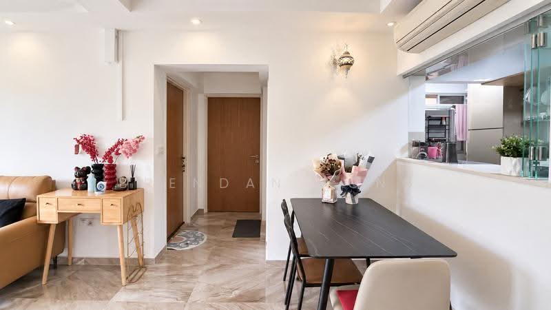 78 Dawson Road, 78 Dawson Road, Alexandra / Commonwealth, 3 Bedrooms, 947 sqft, HDB Flat For Rent, by Brendan Wong, 500264632 - Living Room - PropertyGuru.com.sg