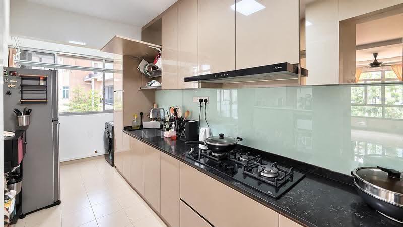 78 Dawson Road, 78 Dawson Road, Alexandra / Commonwealth, 3 Bedrooms, 947 sqft, HDB Flat For Rent, by Brendan Wong, 500264632 - Kitchen - PropertyGuru.com.sg