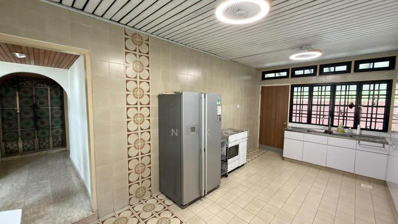Springleaf Garden, Springleaf Road, Mandai / Upper Thomson, 5 Bedrooms, 4,500 sqft, Semi-Detached House For Rent, by Ben Koh, 500264634 - Kitchen - PropertyGuru.com.sg