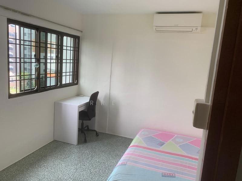524 Jurong West Street 52, 524 Jurong West Street 52, Boon Lay / Jurong / Tuas, Room Rental, 180 sqft, HDB Flat For Rent, by Darren Lim, 500264635 - Bedroom - PropertyGuru.com.sg