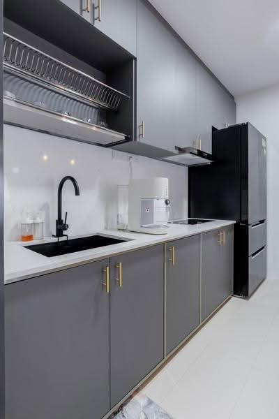 96 Dawson Road, 96 Dawson Road, Alexandra / Commonwealth, 3 Bedrooms, 893 sqft, HDB Flat For Sale, by Gina Lee, 500264658 - Kitchen - PropertyGuru.com.sg