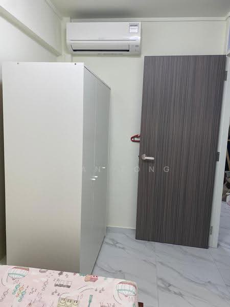532 Bedok North Street 3, 532 Bedok North Street 3, Bedok / Upper East Coast, Room Rental, 100 sqft, HDB Flat For Rent, by Evan Fong, 500264681 - Bedroom - PropertyGuru.com.sg