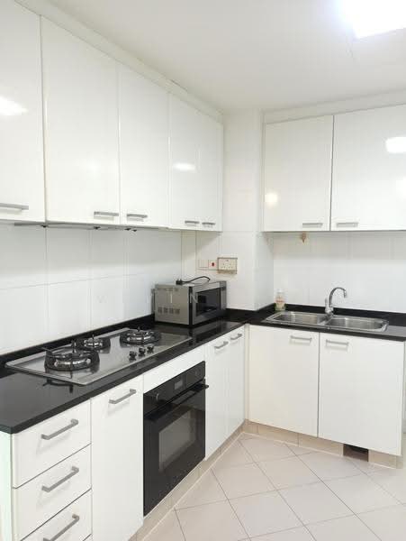 Meraprime, 301 Jalan Bukit Ho Swee, Alexandra / Commonwealth, 3 Bedrooms, 1,152 sqft, Condominium For Rent, by Vevin Mok, 500264686 - Kitchen - PropertyGuru.com.sg