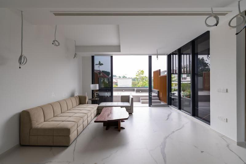 LAST BRAND NEW STAR BUY CORNER TERRACE @ Seletar Hills Estate / Neram Road, Seletar Hill Estate, Seletar Road, Seletar Close, Seletar Terrace, Seletar Hills Drive, Seletar Court, Saraca Road, Saraca Walk, Stratton Road, Nim Green, Nim Crescent, Mimosa Road, Begonia Road, Neram Road, Seletar Hills Drive, Kasai Road, Dedap Rd, Seletar / Yio Chu Kang, 5 Bedrooms, 4,791 sqft, Corner Terrace For Sale, by Adrienna Siew, 500264687 - Living Room - PropertyGuru.com.sg