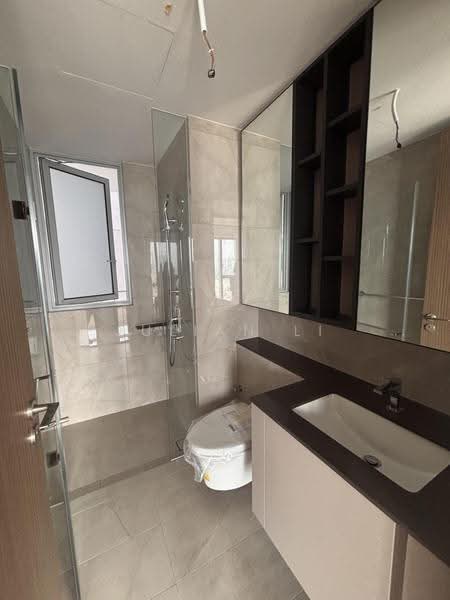 Grand Dunman, 16 Dunman Road, East Coast / Marine Parade, 3 Bedrooms, 1,119 sqft, Condominium For Rent, by Julian Li, 500264698 - Bathroom - PropertyGuru.com.sg