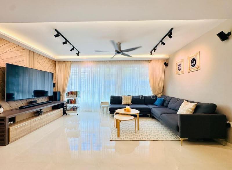 312A Clementi Avenue 4, 312A Clementi Avenue 4, Buona Vista / West Coast / Clementi New Town, 3 Bedrooms, 1,216 sqft, HDB Flat For Sale, by Steven NG, 500264706 - Living Room - PropertyGuru.com.sg