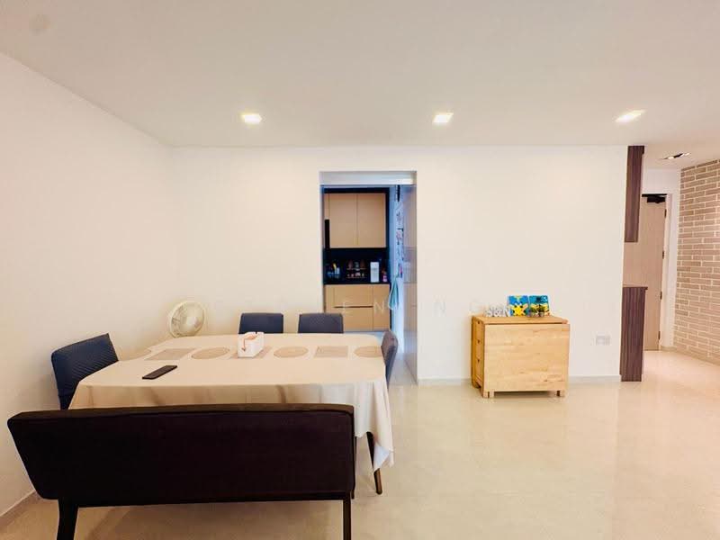 312A Clementi Avenue 4, 312A Clementi Avenue 4, Buona Vista / West Coast / Clementi New Town, 3 Bedrooms, 1,216 sqft, HDB Flat For Sale, by Steven NG, 500264706 - Dining Room - PropertyGuru.com.sg