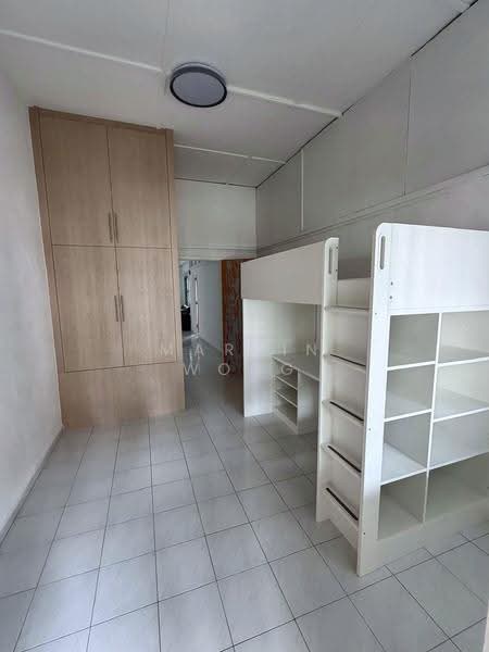 Shrewsbury Road, Shrewsbury Road, Newton / Novena, 3 Bedrooms, 1,100 sqft, Walk-up Apartment For Rent, by Martin Wong, 500264710 - Bedroom 1 - PropertyGuru.com.sg