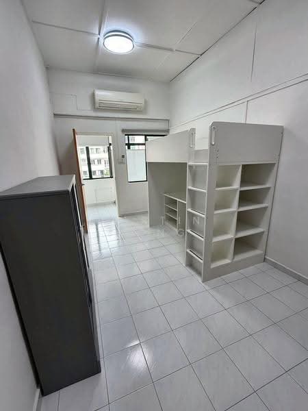 Shrewsbury Road, Shrewsbury Road, Newton / Novena, 3 Bedrooms, 1,100 sqft, Walk-up Apartment For Rent, by Martin Wong, 500264710 - Bedroom 2 - PropertyGuru.com.sg