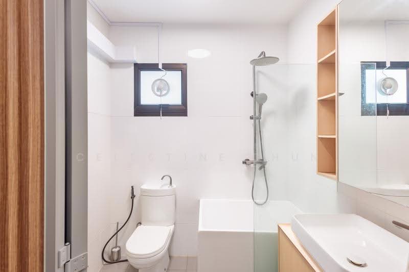 114B Alkaff Crescent, 114B Alkaff Crescent, Balestier / Toa Payoh, 2 Bedrooms, 732 sqft, HDB Flat For Sale, by Celestine Chun, 500264713 - Bathroom - PropertyGuru.com.sg