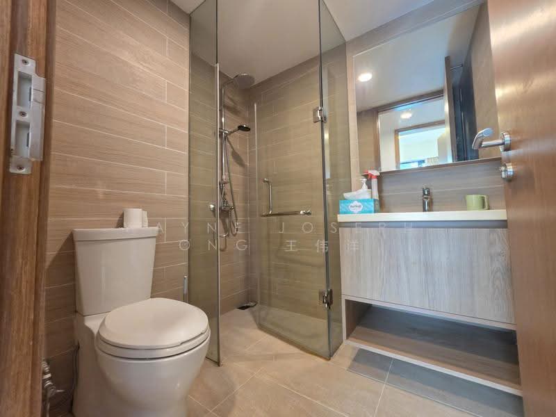 Kingsford Waterbay, 64 Upper Serangoon View, Hougang / Punggol / Sengkang, 2 Bedrooms, 710 sqft, Condominium For Rent, by Wayne Joseph Ong 王伟洋, 500264714 - Common Bathroom - PropertyGuru.com.sg