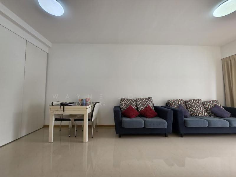 Kingsford Waterbay, 64 Upper Serangoon View, Hougang / Punggol / Sengkang, 2 Bedrooms, 710 sqft, Condominium For Rent, by Wayne Joseph Ong 王伟洋, 500264714 - Living Room - PropertyGuru.com.sg