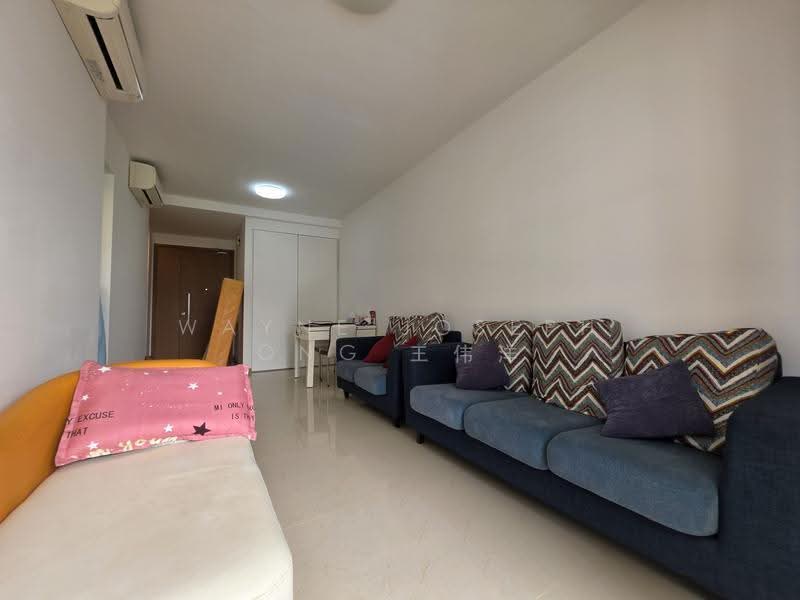 Kingsford Waterbay, 64 Upper Serangoon View, Hougang / Punggol / Sengkang, 2 Bedrooms, 710 sqft, Condominium For Rent, by Wayne Joseph Ong 王伟洋, 500264714 - Living Room - PropertyGuru.com.sg