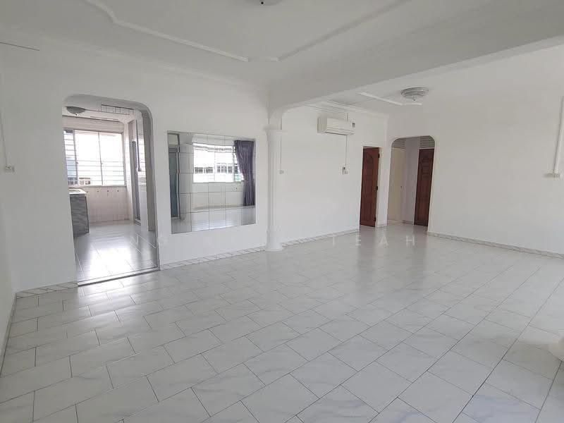 306 Yishun Central, 306 Yishun Central, Sembawang / Yishun, 3 Bedrooms, 1,313 sqft, HDB Flat For Sale, by Ng Keok Teah, 500264720 - Living Room - PropertyGuru.com.sg