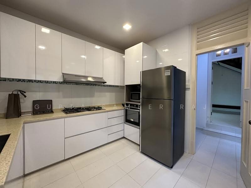 Townerville, 35 McNair Road, Balestier / Toa Payoh, 3 Bedrooms, 2,424 sqft, Conservation House For Rent, by Gupta Sameer Raj, 500264740 - Kitchen - PropertyGuru.com.sg