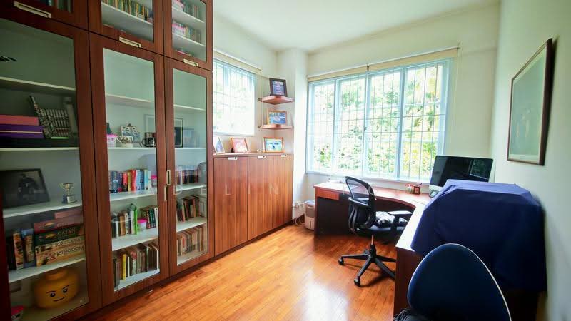 Greenbank Park, Greenbank Park, Clementi Park / Upper Bukit Timah, 6 Bedrooms, 3,200 sqft, Semi-Detached House For Sale, by Adeline Koh, 500264743 - Study - PropertyGuru.com.sg