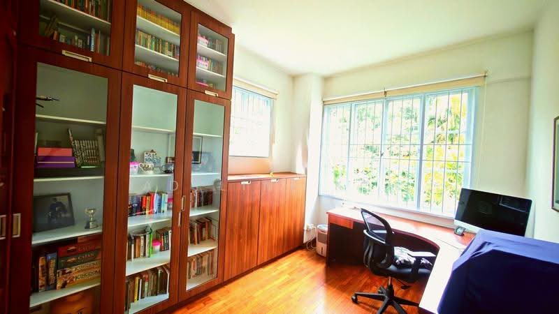 Greenbank Park, Greenbank Park, Clementi Park / Upper Bukit Timah, 6 Bedrooms, 3,200 sqft, Semi-Detached House For Sale, by Adeline Koh, 500264743 - Study - PropertyGuru.com.sg