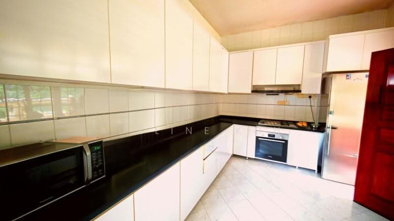 Greenbank Park, Greenbank Park, Clementi Park / Upper Bukit Timah, 6 Bedrooms, 3,200 sqft, Semi-Detached House For Sale, by Adeline Koh, 500264743 - Kitchen - PropertyGuru.com.sg