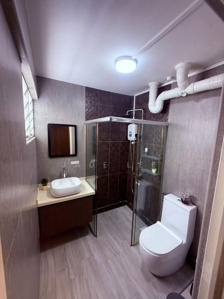 232 Tampines Street 21, 232 Tampines Street 21, Pasir Ris / Tampines, 3 Bedrooms, 1,055 sqft, HDB Flat For Sale, by Jade Lee, 500264746 - Master Ensuite Bath - PropertyGuru.com.sg
