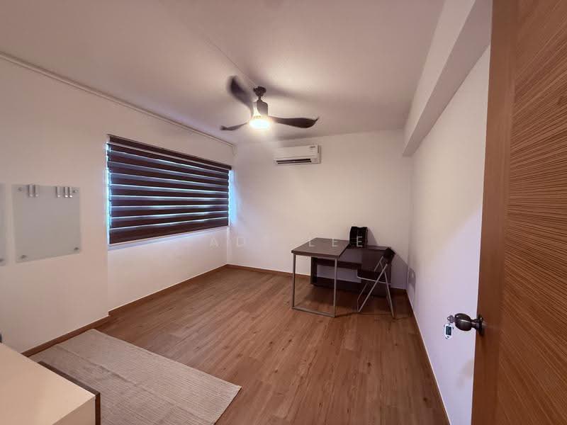 232 Tampines Street 21, 232 Tampines Street 21, Pasir Ris / Tampines, 3 Bedrooms, 1,055 sqft, HDB Flat For Sale, by Jade Lee, 500264746 - Common room - Study - PropertyGuru.com.sg