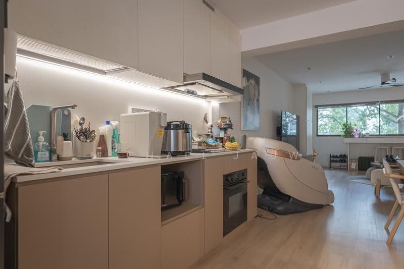 611 Clementi West Street 1, 611 Clementi West Street 1, Buona Vista / West Coast / Clementi New Town, Room Rental, 100 sqft, HDB Flat For Rent, by Michael Jauw, 500264747 - Kitchen - PropertyGuru.com.sg