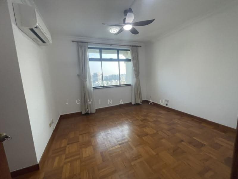 Spring Grove, 53B Grange Road, Tanglin / Holland / Bukit Timah, 4 Bedrooms, 2,702 sqft, Condominium For Sale, by Jovina Lau, 500264753 - Bedroom - PropertyGuru.com.sg