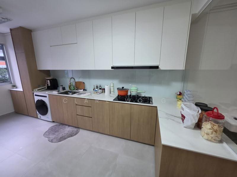 409 Saujana Road, 409 Saujana Road, Dairy Farm / Bukit Panjang / Choa Chu Kang, Room Rental, 120 sqft, HDB Flat For Rent, by Clare Wong, 500264766 - Kitchen - PropertyGuru.com.sg