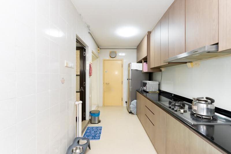 303A Anchorvale Link, 303A Anchorvale Link, Hougang / Punggol / Sengkang, 3 Bedrooms, 969 sqft, HDB Flat For Sale, by Daryl Tan, 500264775 - Kitchen - PropertyGuru.com.sg
