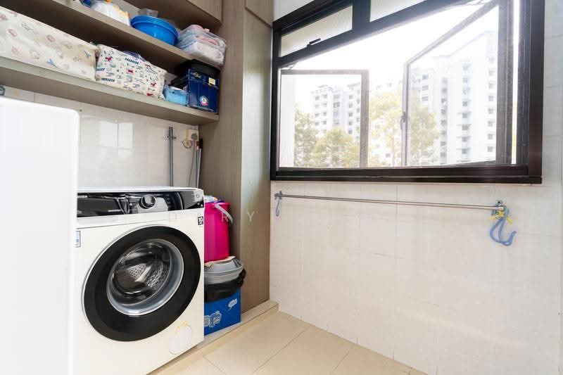303A Anchorvale Link, 303A Anchorvale Link, Hougang / Punggol / Sengkang, 3 Bedrooms, 969 sqft, HDB Flat For Sale, by Daryl Tan, 500264775 - Balcony - PropertyGuru.com.sg